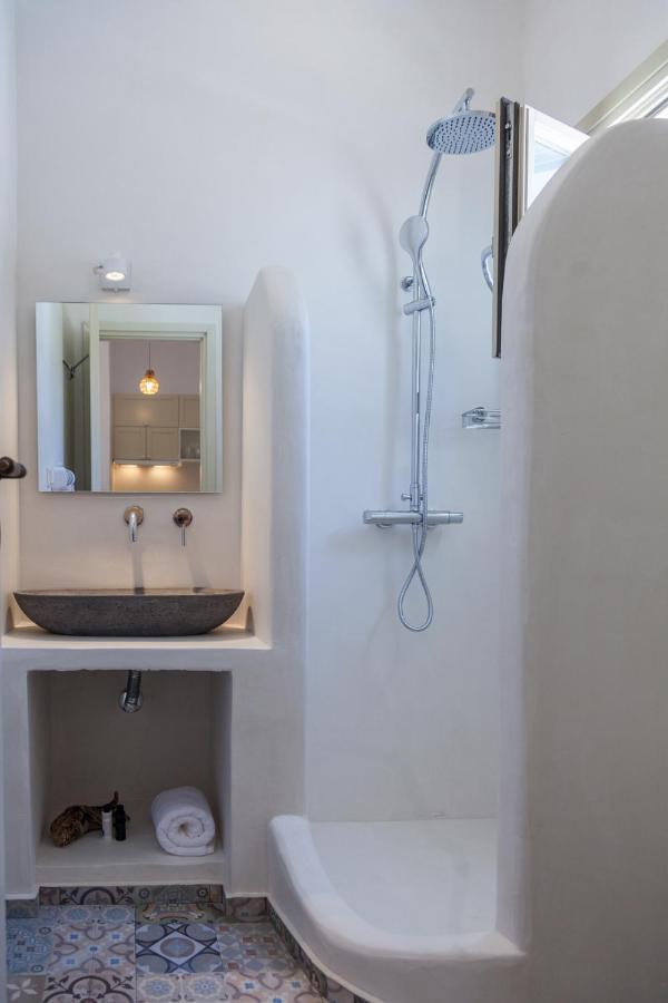 Muses Apartment เอเกียลิ ภายนอก รูปภาพ